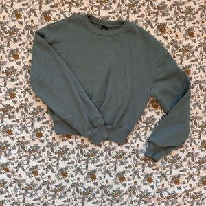 Wild Fable Cropped Crewneck Sweater - NWOT